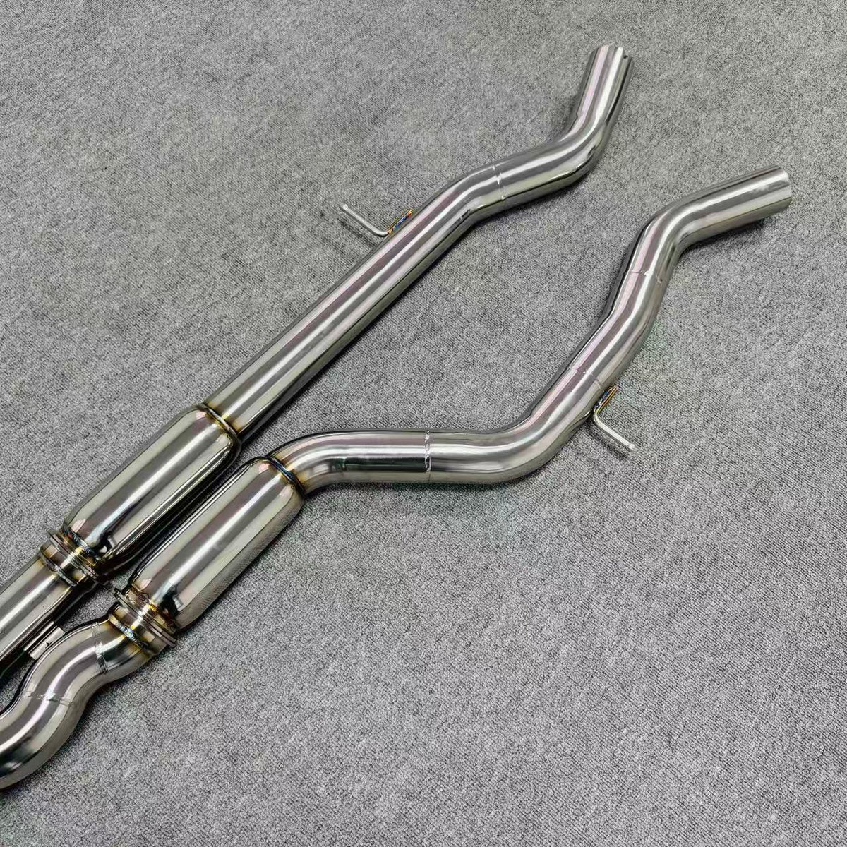 Midpipe with Z-PIPE design for BMW F8X M3/M4 S55