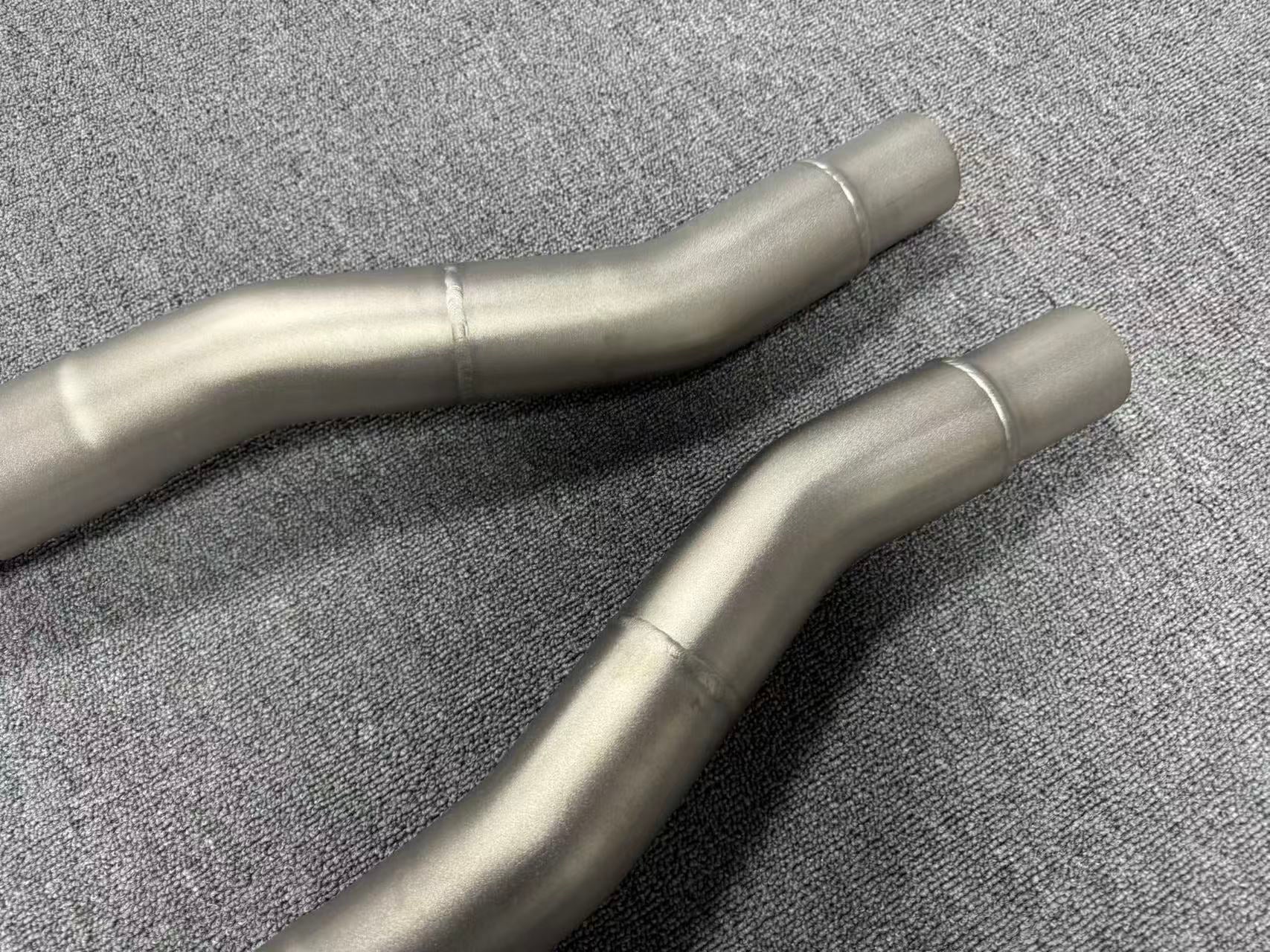 Ferrari FF / GTC4Lusso V12 6.3L downpipe