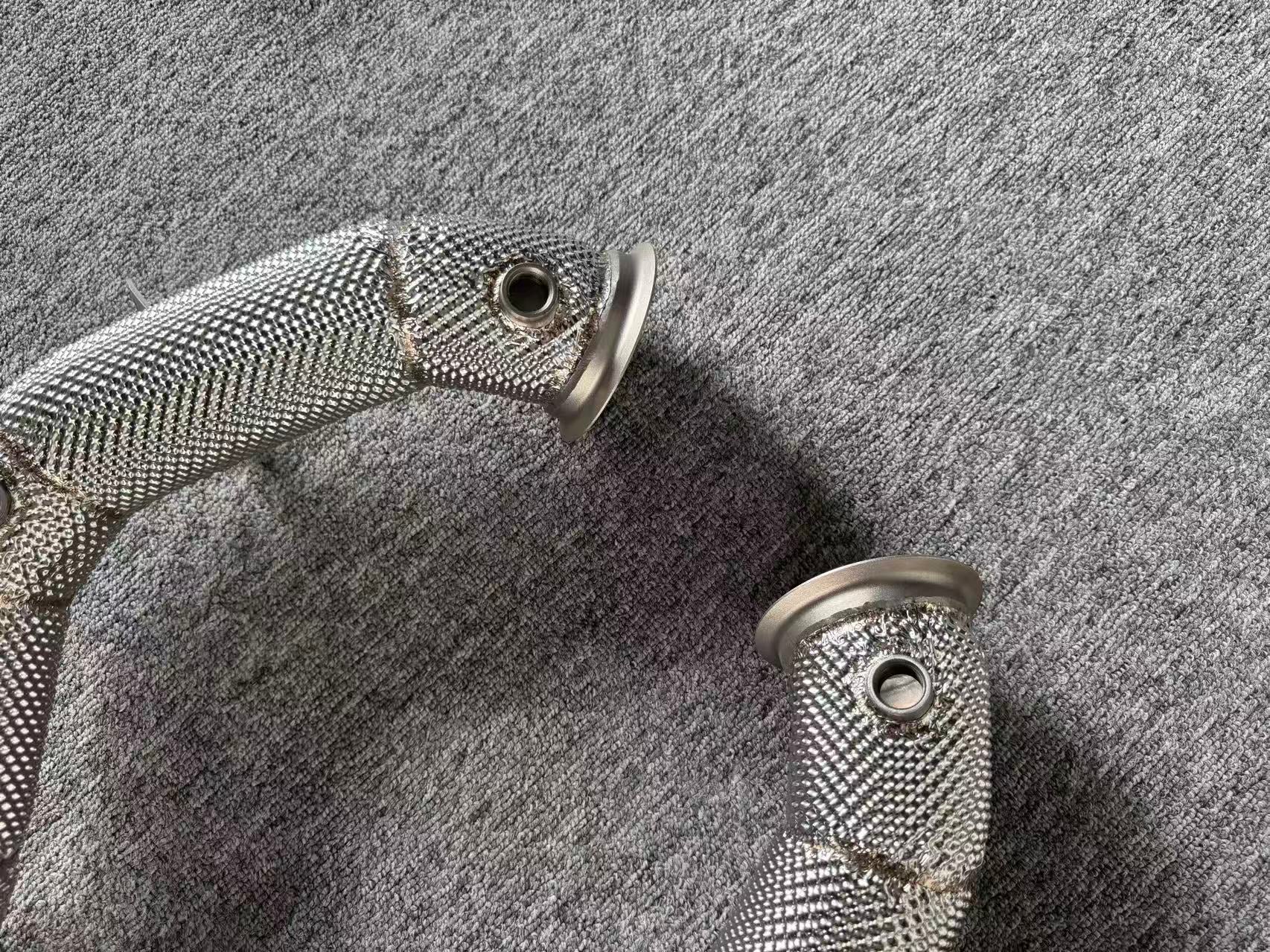 Aston Martin DBX 707 Performance Downpipes