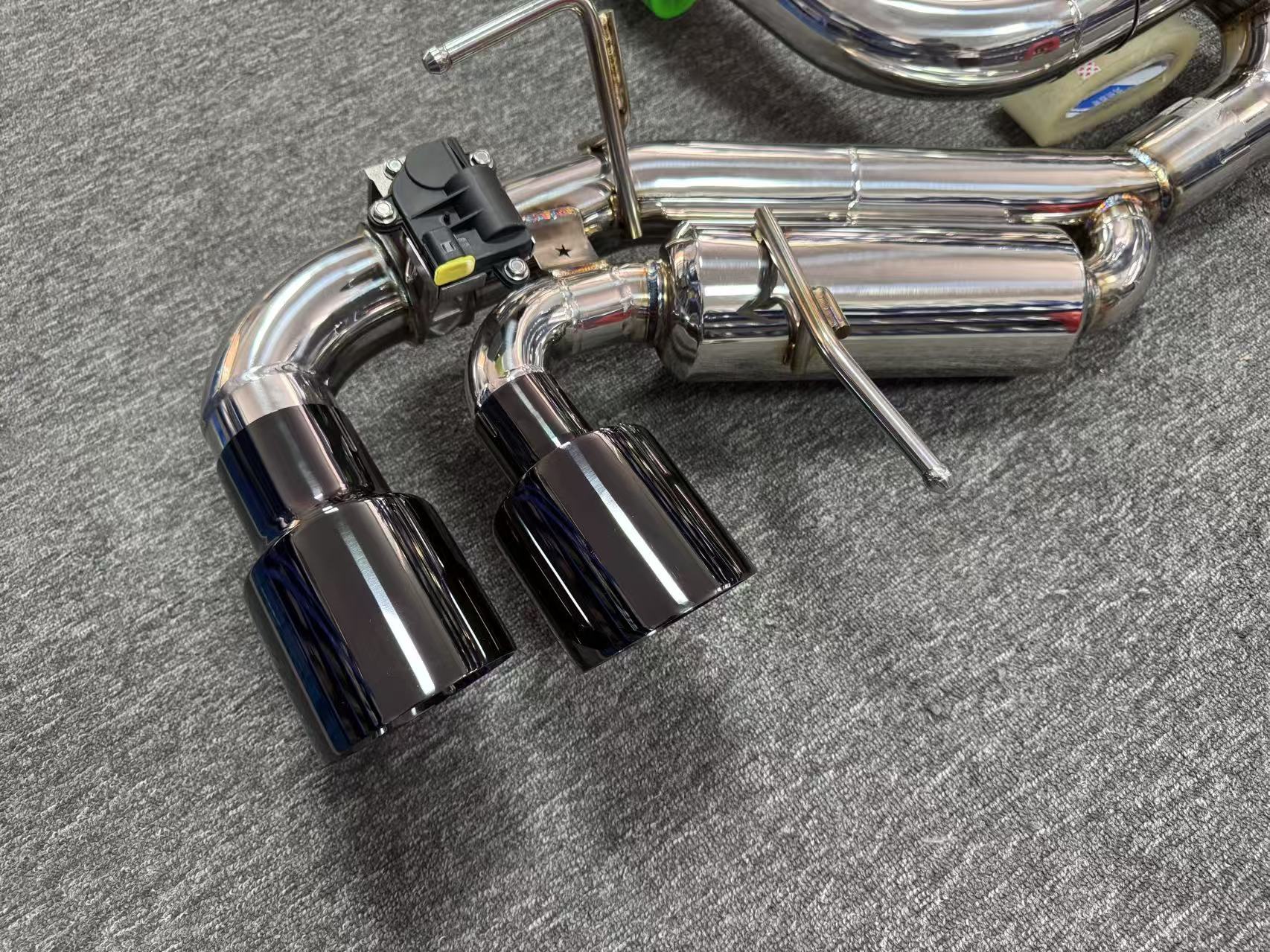 Chevrolet Corvette C8 6.2L Valvetronic Exhaust System