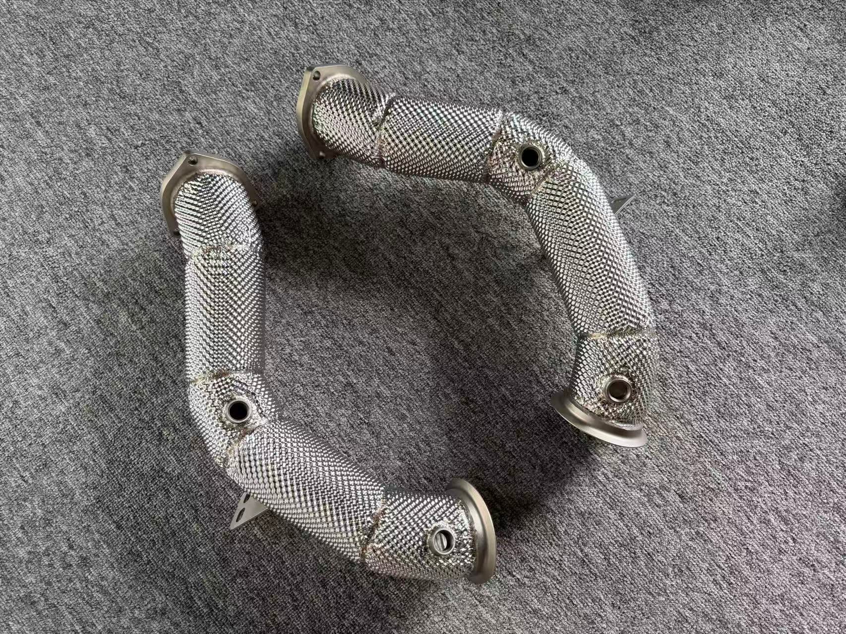 Aston Martin DBX 707 Performance Downpipes