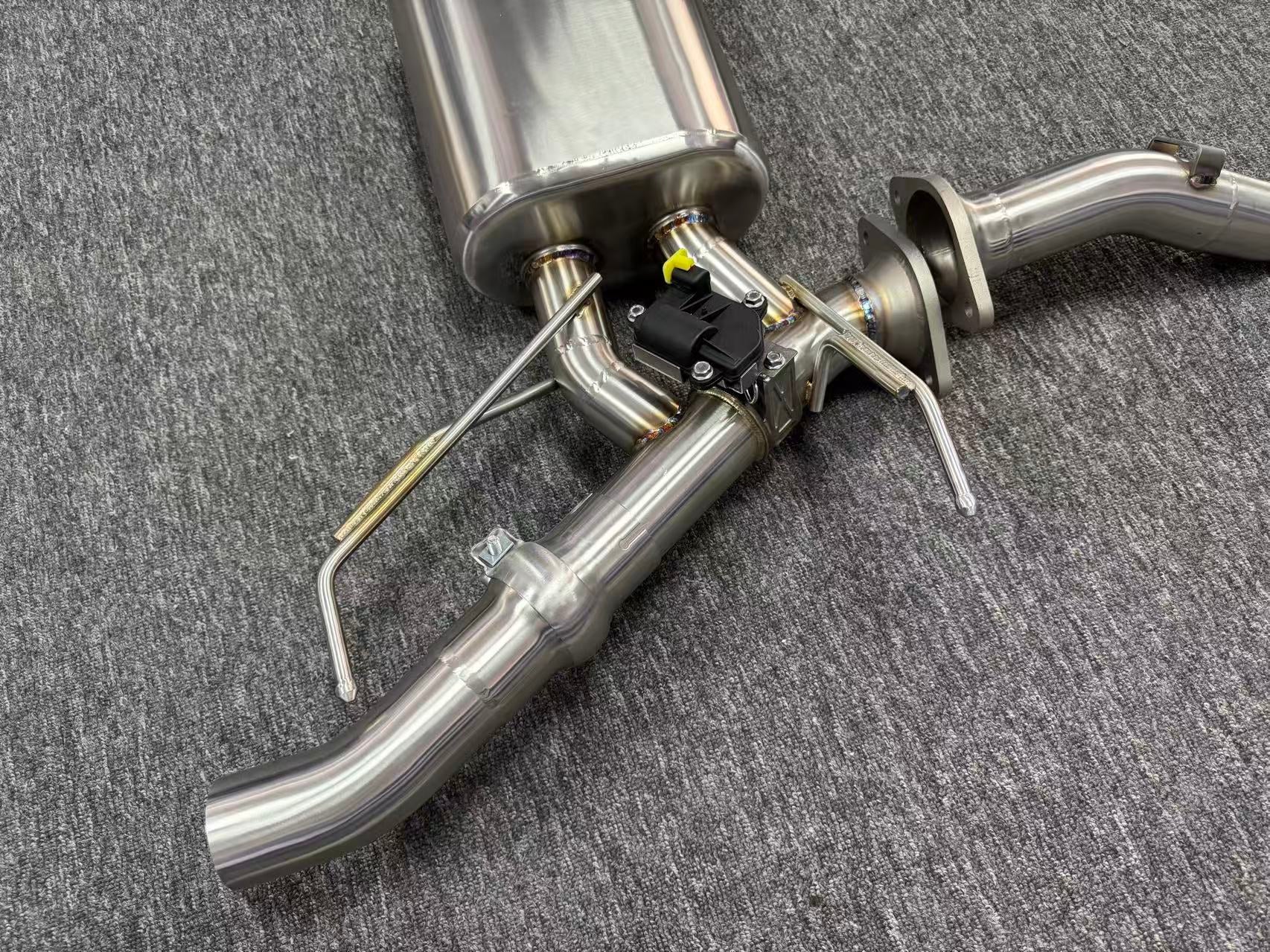 Aston Martin DB9 Valvetronic Exhaust