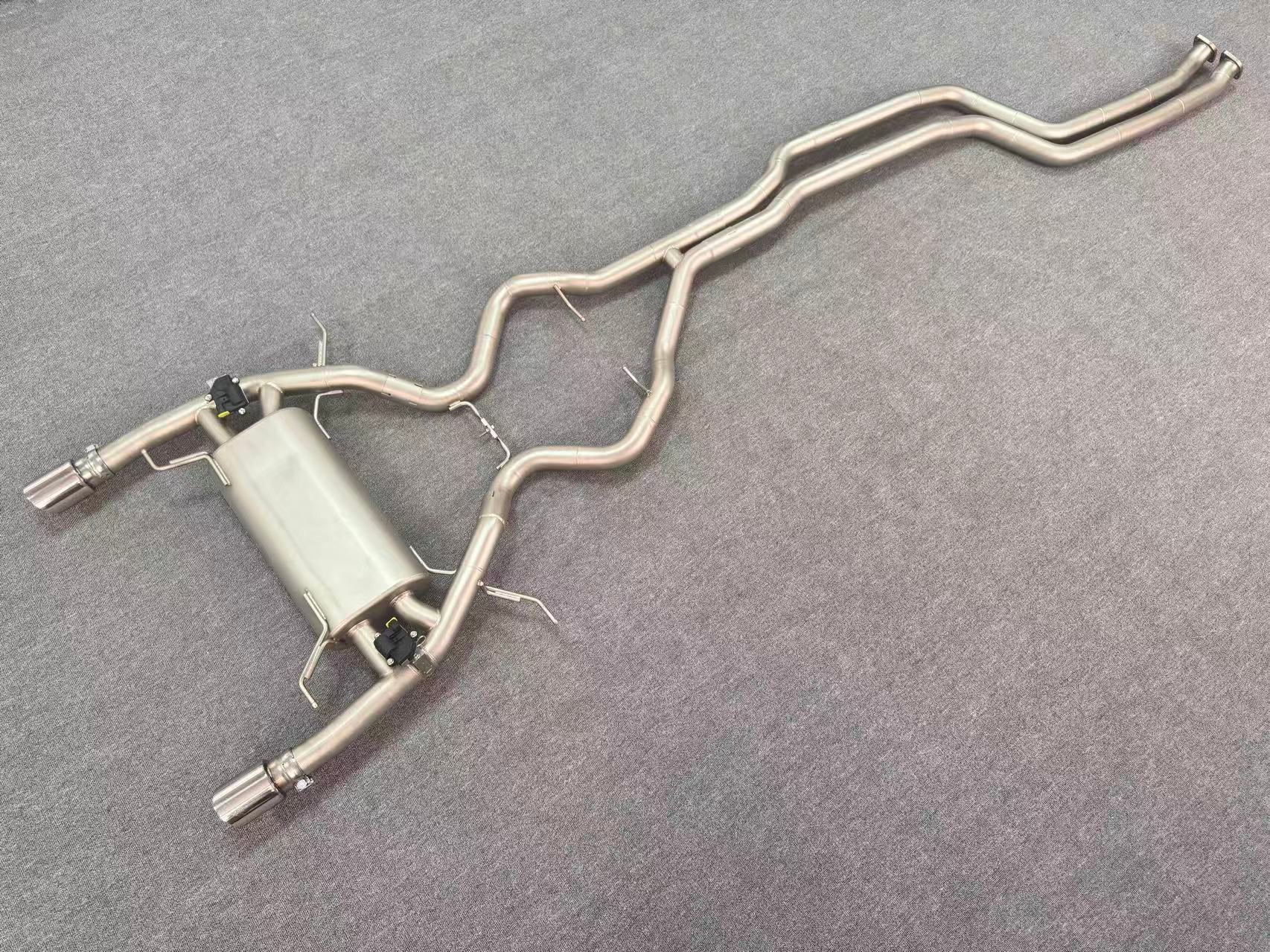 BMW E90/E92 335i 3.0T Valvetronic Exhaust System