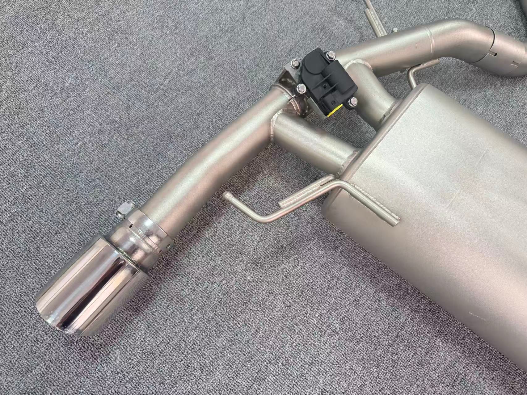 BMW E90/E92 335i 3.0T Valvetronic Exhaust System