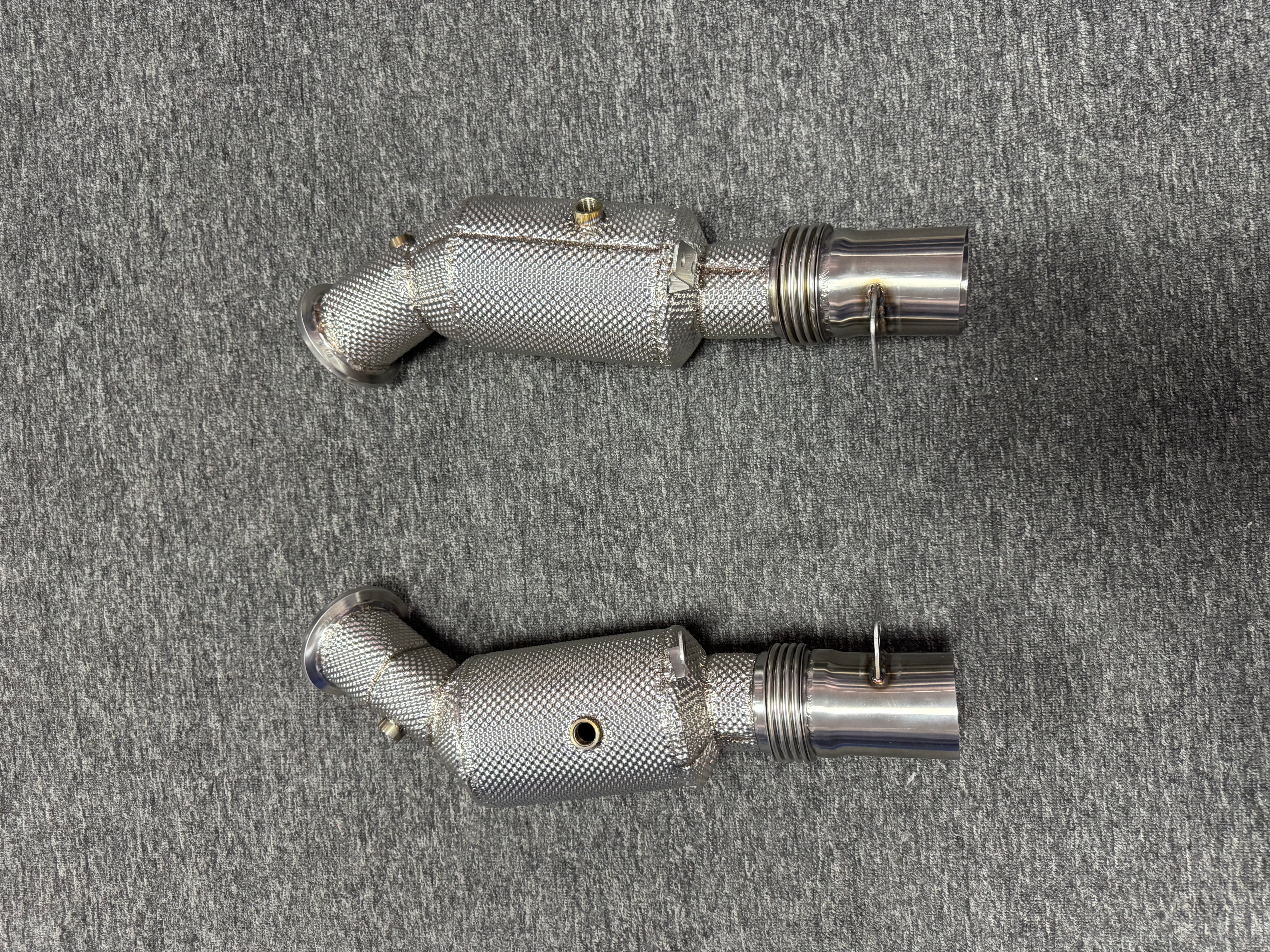 BMW G12 M760i 6.6T V12 Performance Downpipes
