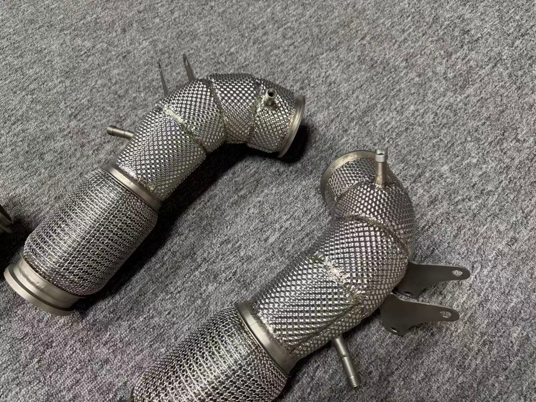 Maserati MC20/Cielo performance Downpipes