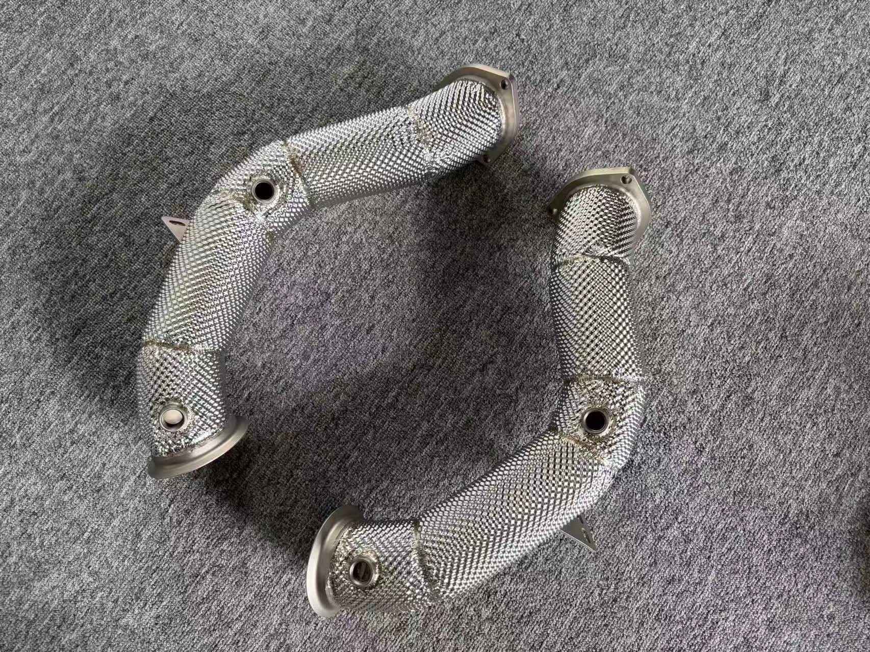 Aston Martin DBX 707 Performance Downpipes