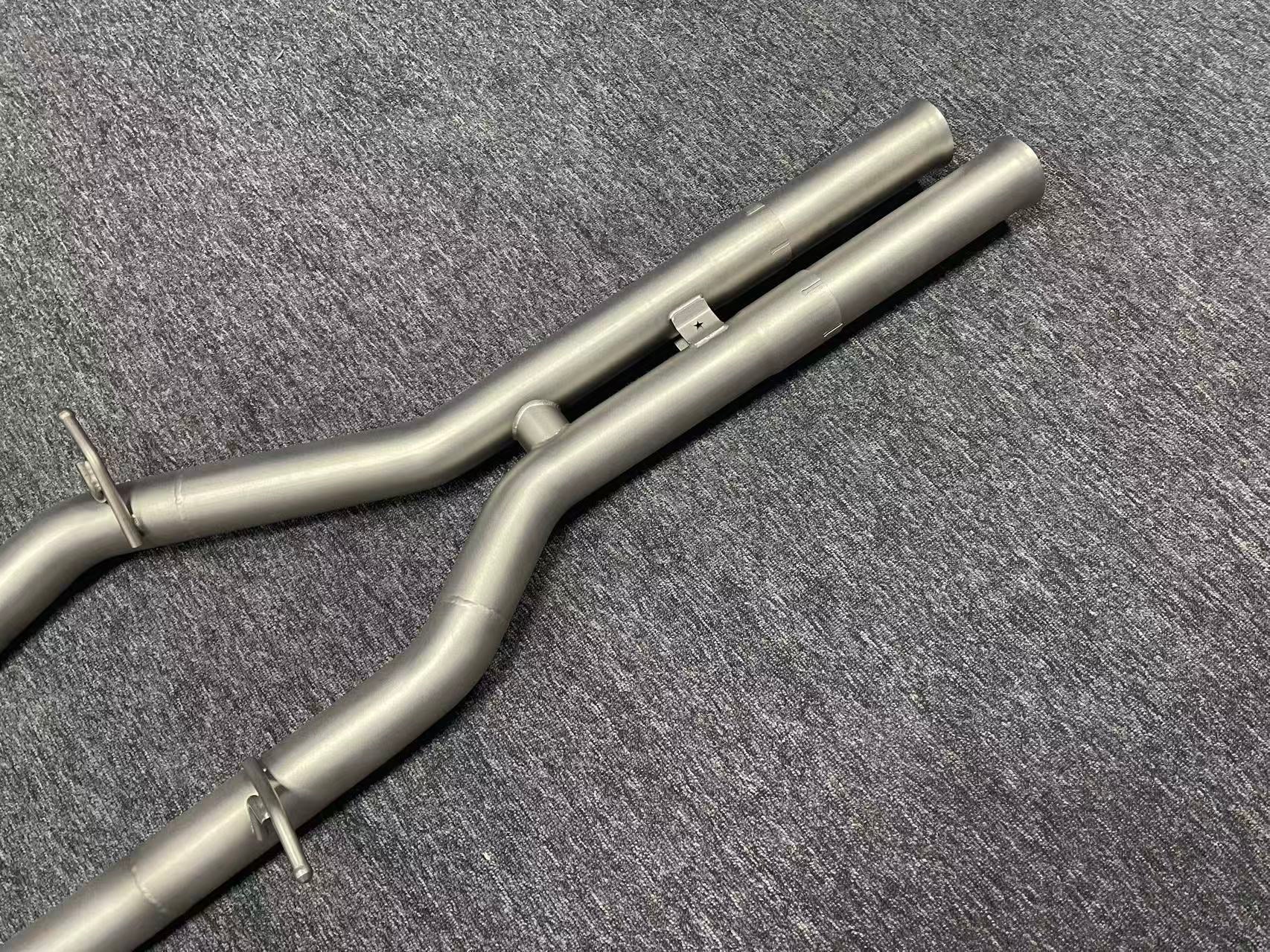 Mercedes Benz E63/CLS63 AMG Valvetronic Exhaust System