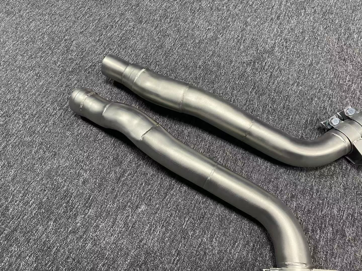 Mercedes Benz W212 E63/C218 CLS63 M157 Downpipes
