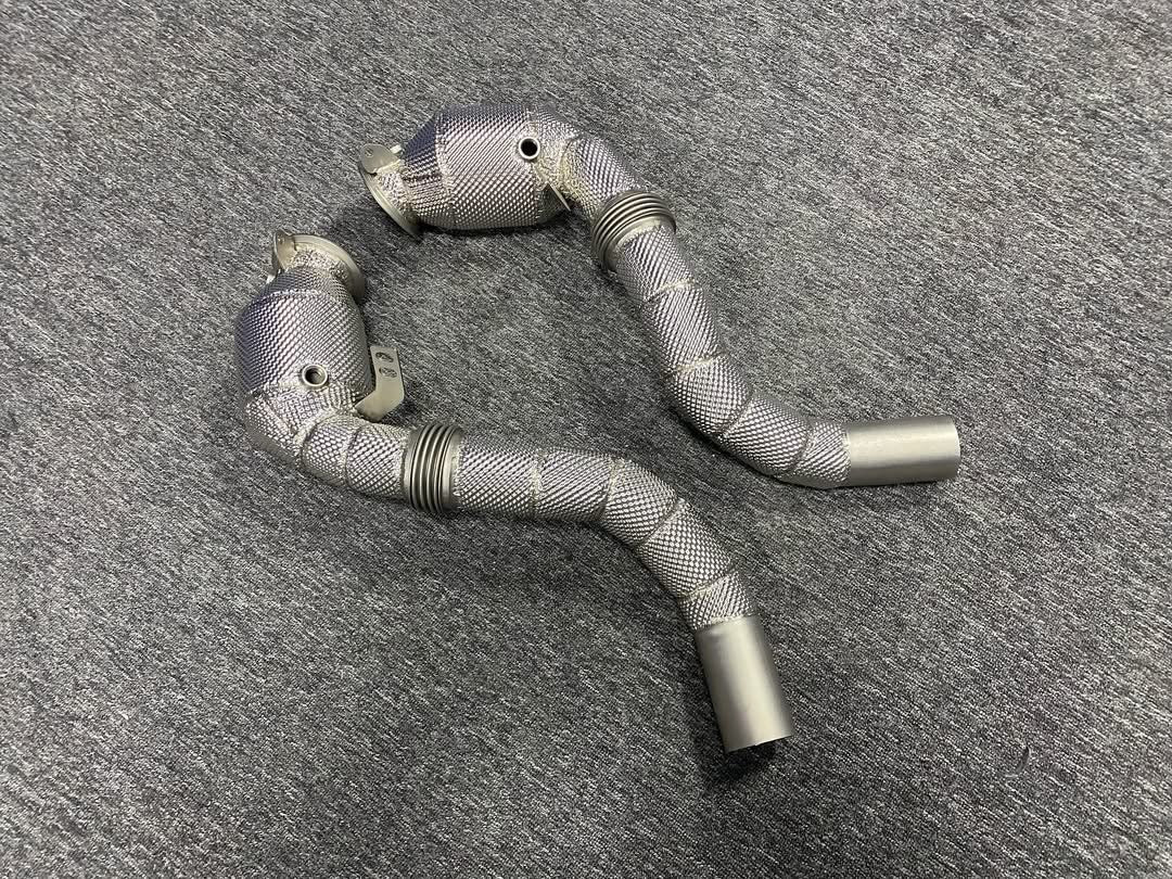 BMW M550i/750i/M850i N63 Performance Downpipes