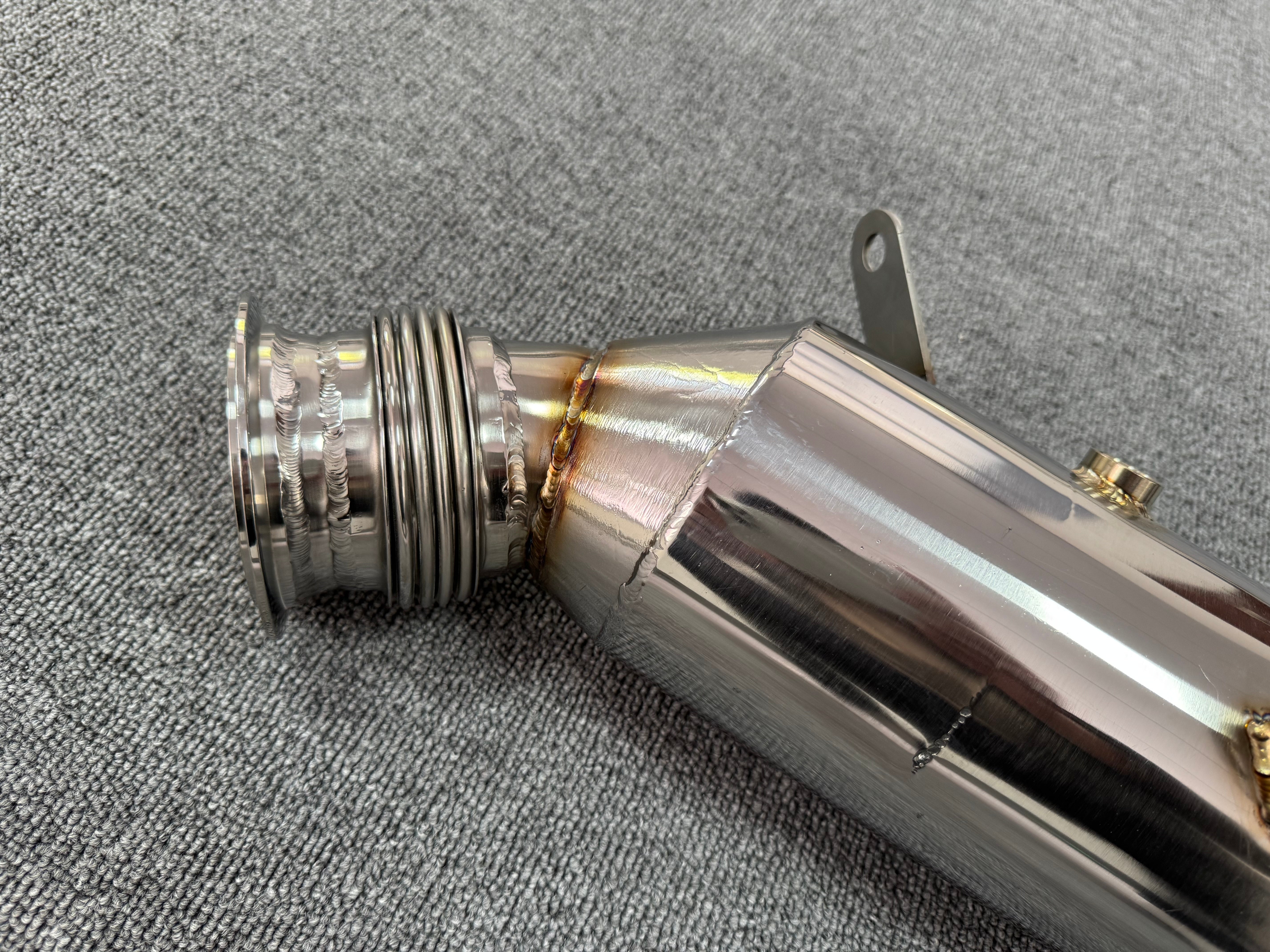 BMW F10/F18 535i 640i F15/F16 X5/X6 3.0T downpipe